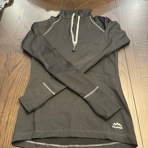 ColdPruf long sleeve black thermal shirt, size small, thumb holes